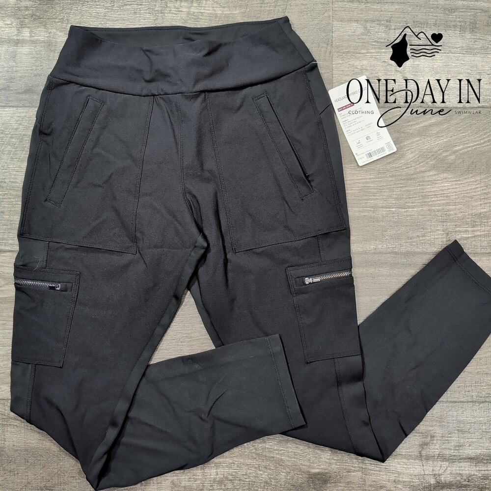 Athleta Headlands Hybrid Cargo Pants Black High Rise Hiking NWT Size 6